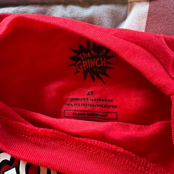 NEW 2T grinch, two piece pajamas set - Picture 3 of 6